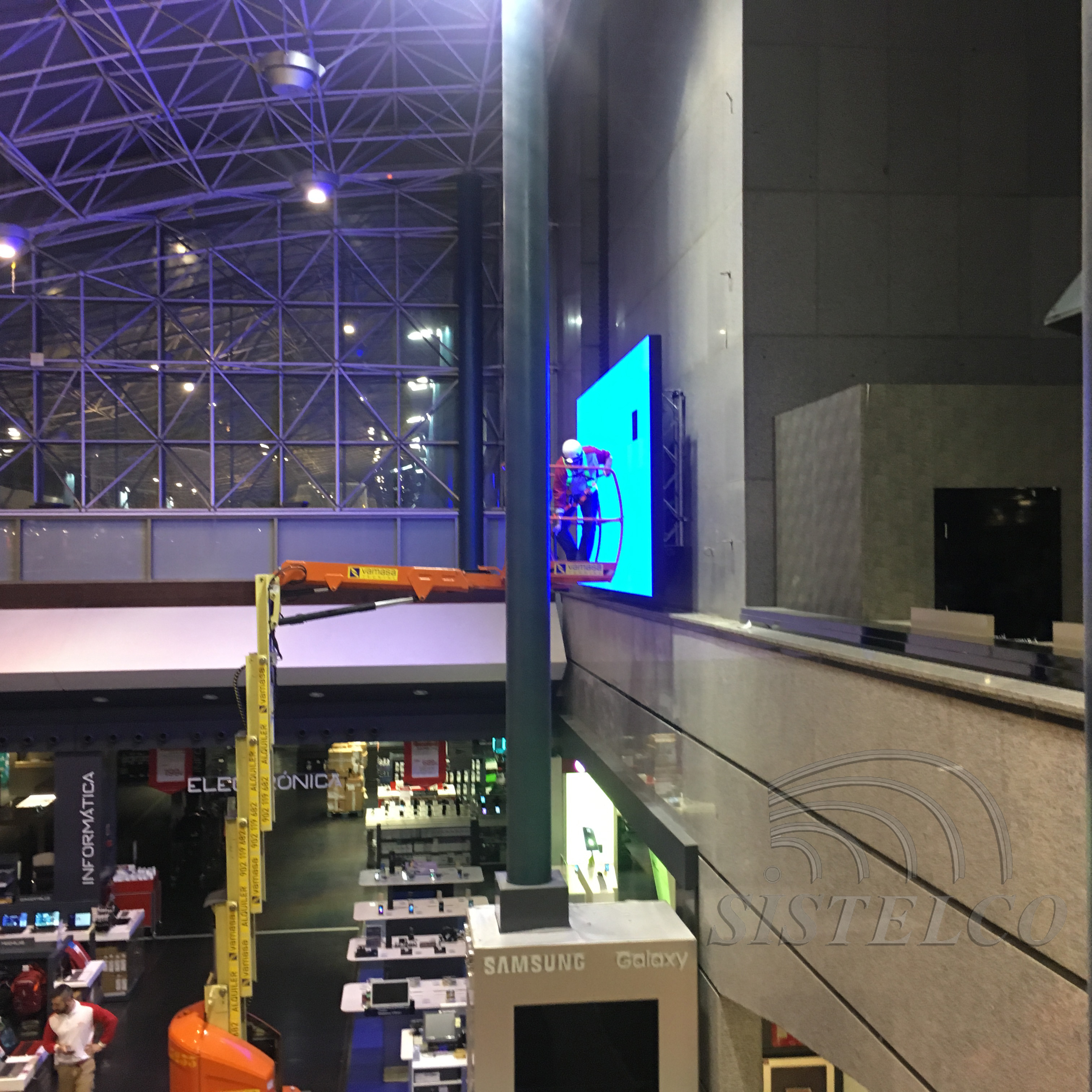 Pantalla Hipercor Pozuelo